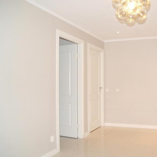 walls in hall